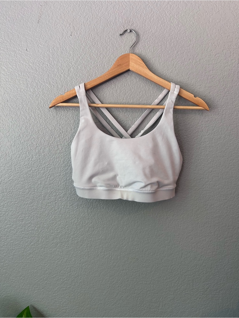 lululemon athletica white energy  Crisscross Sports Bra